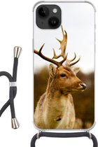 Geschikt voorApple Iphone 14 - Crossbody Case - Damhert - Bos - Kudde - Dieren - Natuur - Siliconen - Crossbody - Backcover met Koord - Telefoonhoesje met koord - Hoesje met touw