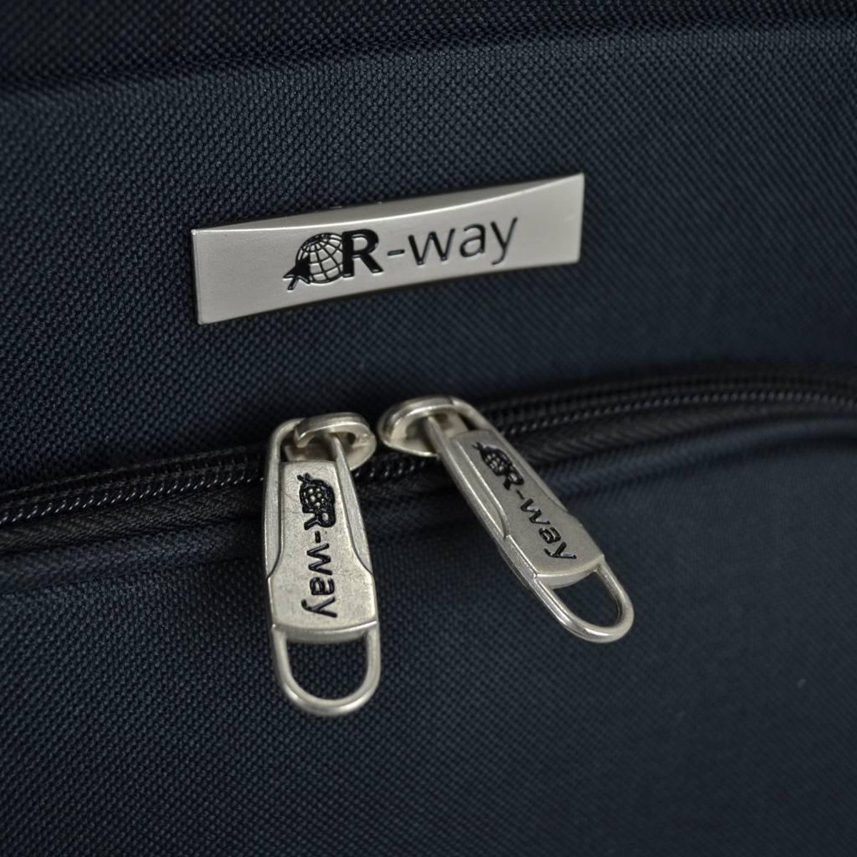 R-Way HandbagageKoffer 45X40X25cm Zwart 35 liter, kleine  handbagagekoffer,... | bol.com