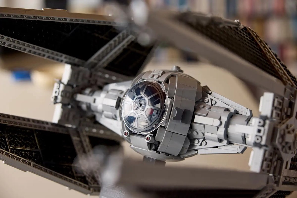 スピード感あふれる機体『タイ・インターセプター™(75382)』レゴ(R)スター・ウォーズ大人セット新作をチェック│スタッズ