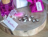 Houten confetti hartjes - 1 cm - 50 stuks - Decoratie - Huwelijk - Valentijn - Doopsuiker - Communie - Lentefeest - Feest decoratie - Liefdesgeschenk - Hartjes