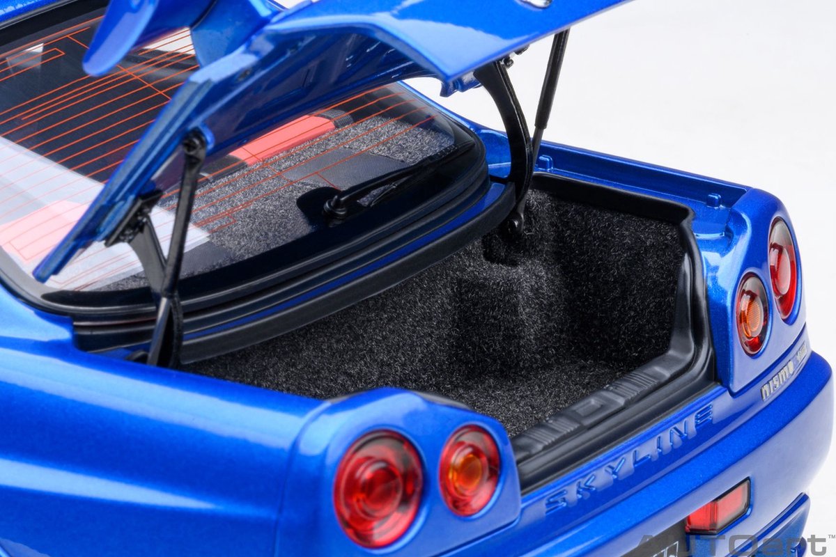AUTOart 1/18 Nissan Skyline GT-R (R34) Z-Tune, Bayside Blue (77462