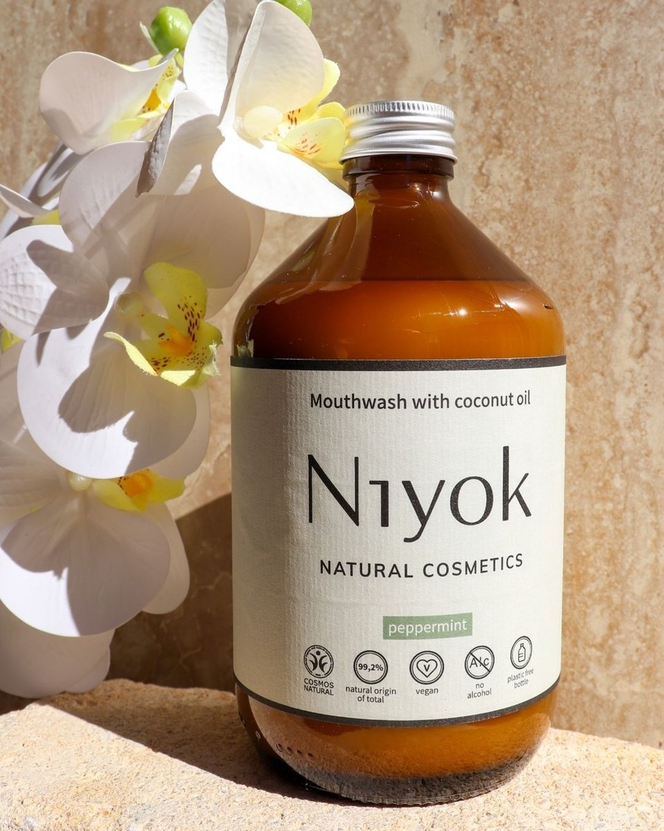 Niyok - Mondspoeling - Kokosnootolie - Pepermunt - 500 ML