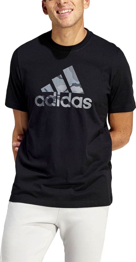 T-shirt graphique adidas Sportswear Camo Badge of Sport - Homme - Zwart- 2XL