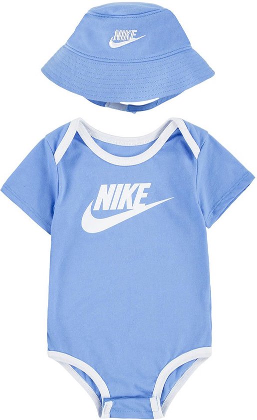 Nike babypakje romper met vissershoedje 0-6 maanden blauw