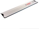 Bosch Professional FSN 800 geleiderail, zilverkleurig aluminium met rode en blauwe accenten.