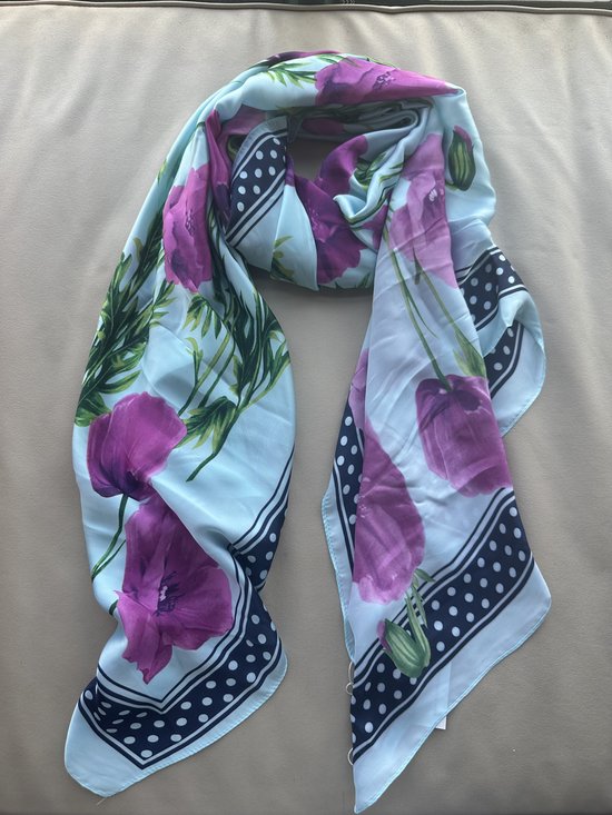 Emilie scarves - sjaal - lang - silky feeling - bloemenprint - klaprozen - mintblauw