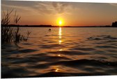 PVC Schuimplaat - Zonsondergang bij Kalm Meer - 120x80 cm Foto op PVC Schuimplaat (Met Ophangsysteem)