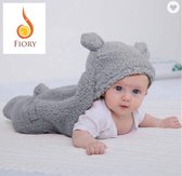Fiory Baby Wikkeldoek Teddybeer| Inbakerdoek| Slaapzak| zachte vacht| Kinderwagen| Muts en Oortjes| Eerste baby maanden| grijs