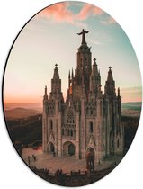 Dibond Ovaal - Temple of the Sacred Heart of Jesus, Barcelona, Spanje - 30x40 cm Foto op Ovaal (Met Ophangsysteem)