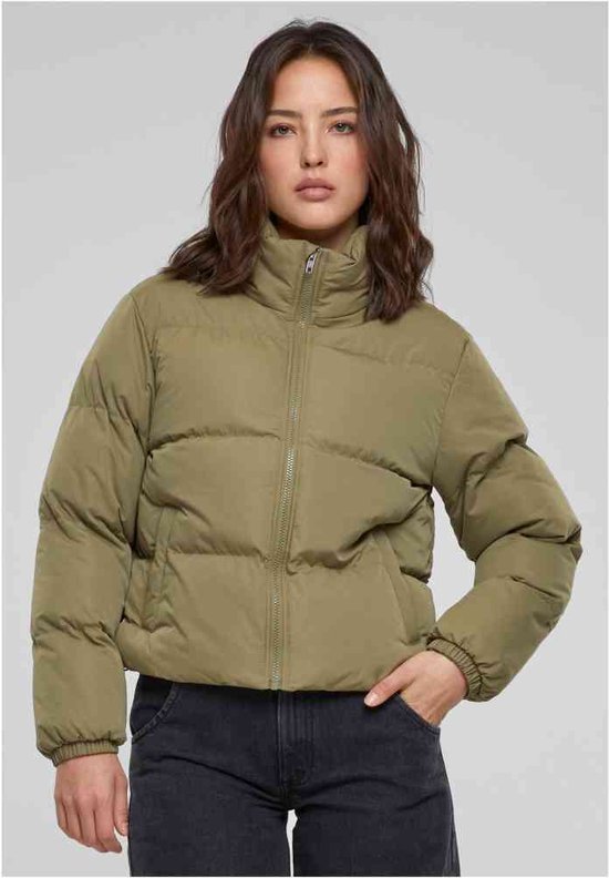 Urban Classics - Ladies Short Peached Puffer Jacket tiniolive 3XL Gewatteerd jack - 5XL - Olijfgroen