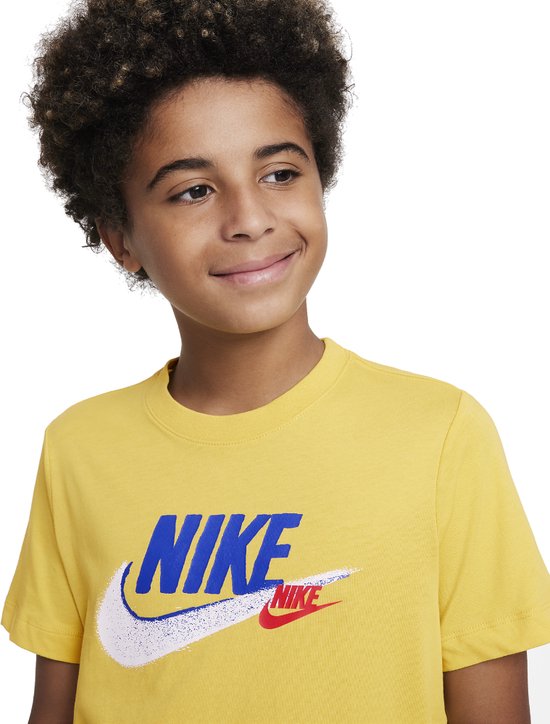 Nike NSW SI SS sportshirt jongens geel
