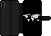 Bookcase Geschikt voor iPhone XS Max telefoonhoesje - Wereldkaart - Patronen - Zwart - Met vakjes - Wallet case met magneetsluiting