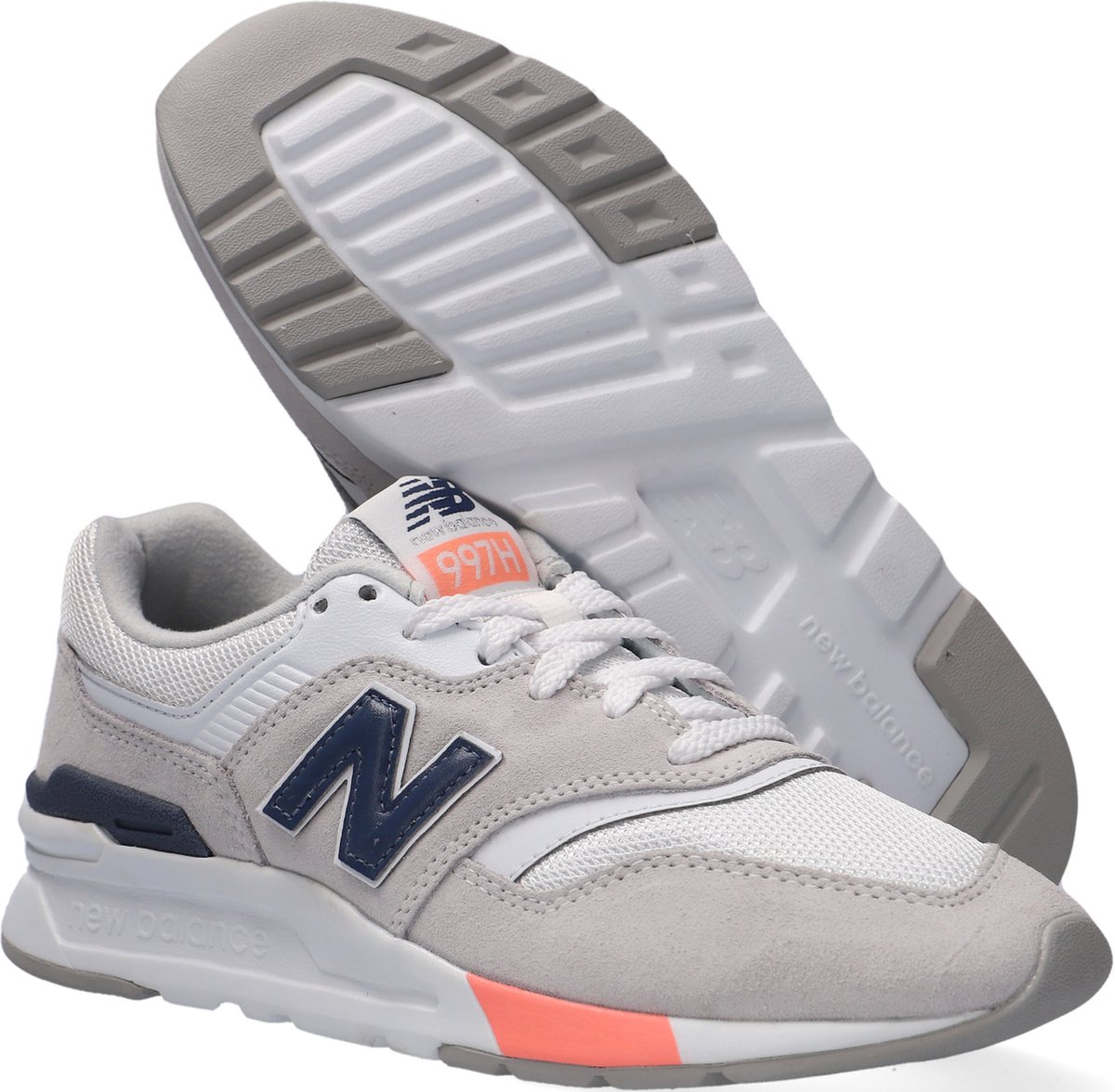 New Balance Cw997 Lage sneakers - Dames - Beige - Maat 37+ | bol.com