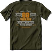 88 Jaar Legend T-Shirt | Goud - Zilver | Grappig Verjaardag Cadeau | Dames - Heren | - Leger Groen - L