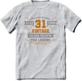 31 Jaar Legend T-Shirt | Goud - Zilver | Grappig Verjaardag Cadeau | Dames - Heren | - Licht Grijs - Gemaleerd - XL