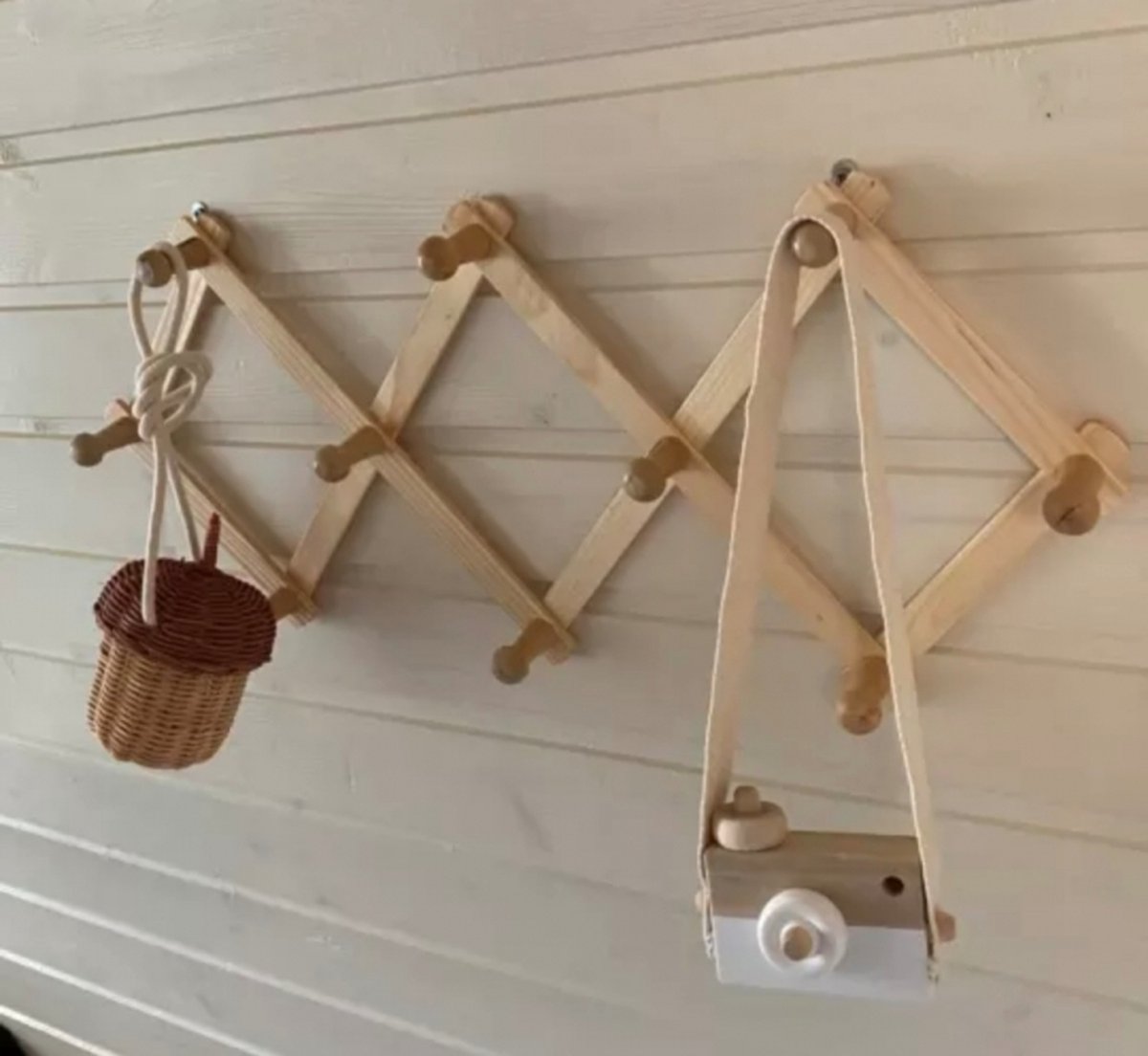 Harmonica Kapstok - Kinderkamer - Babykamer - Gevouwen kapstok van hout - Nordic / Scandinavische stijl