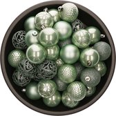 37x stuks kunststof/plastic kerstballen mintgroen (eucalyptus) 6 cm mix - Onbreekbaar - Kerstboomversiering/kerstversiering