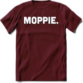 Moppie - Valentijn T-Shirt | Grappig Valentijnsdag Cadeautje voor Hem en Haar | Dames - Heren - Unisex | Kleding Cadeau | - Burgundy - XXL