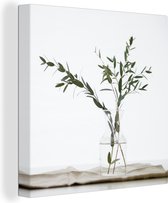 Tableau sur toile Branches d'eucalyptus dans un vase en verre - 90x90 cm - Décoration murale
