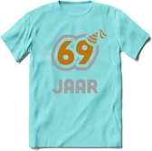 69 Jaar Feest T-Shirt | Goud - Zilver | Grappig Verjaardag Cadeau Shirt | Dames - Heren - Unisex | Tshirt Kleding Kado | - Licht Blauw - L