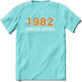 1982 Limited Edition T-Shirt | Goud - Zilver | Grappig Verjaardag en Feest Cadeau Shirt | Dames - Heren - Unisex | Tshirt Kleding Kado | - Licht Blauw - M