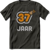 37 Jaar Feest T-Shirt | Goud - Zilver | Grappig Verjaardag Cadeau Shirt | Dames - Heren - Unisex | Tshirt Kleding Kado | - Donker Grijs - 3XL