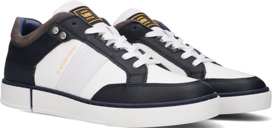 Paar blauwe G-Star Raw sneakers met witte accenten, veters en bruine details.