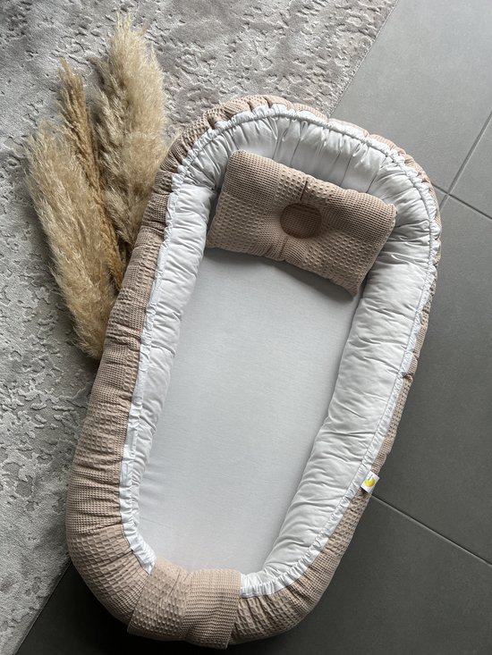 Bébélunes - ToGo Beige - Babynest - Beige - 30x50cm - Inclusief Kussen