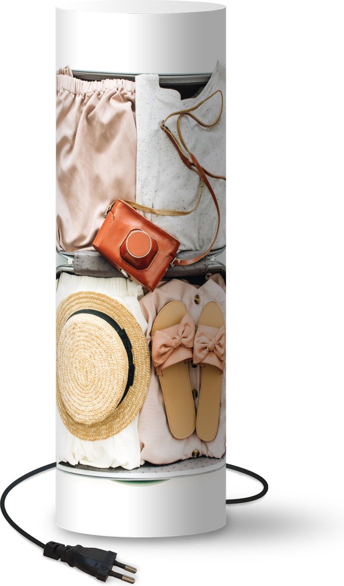Lamp - Nachtlampje - Tafellamp slaapkamer - Koffer - Camera - Slippers - 70 cm hoog - Ø22.3 cm - Inclusief LED lamp