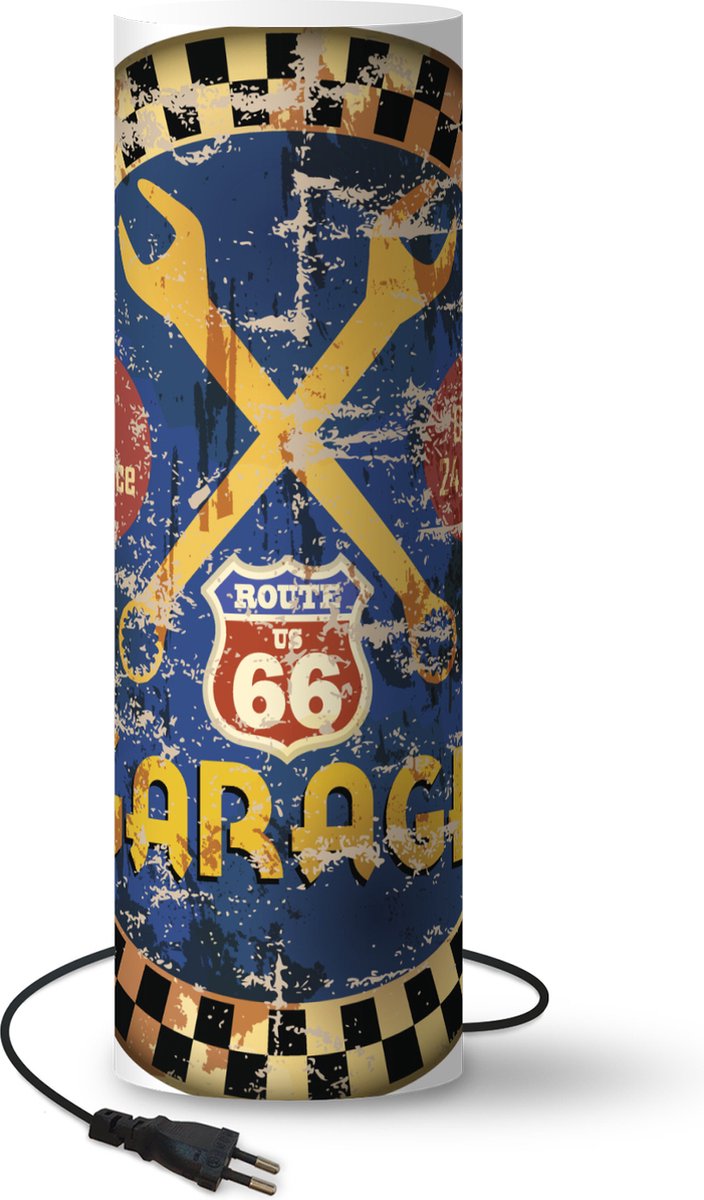 Lamp - Nachtlampje - Tafellamp slaapkamer - Mancave - Garage - Vintage - Route 66 - 60 cm hoog - Ø19.1 cm - Inclusief LED lamp
