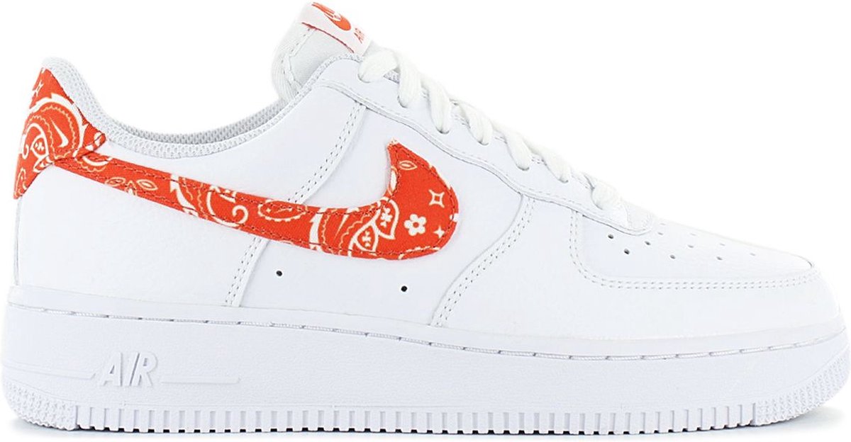 Nike Nike Air Force 1 Low 07 ESS Dames Sneakers Sportschoenen Schoenen Leer DJ9942-102 Wit