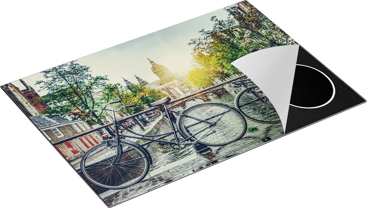 Chefcare Inductie Beschermer Amsterdamse Brug bij een Gracht met Zonsondergang - 75x50 cm - Afdekplaat Inductie - Kookplaat Beschermer - Inductie Mat