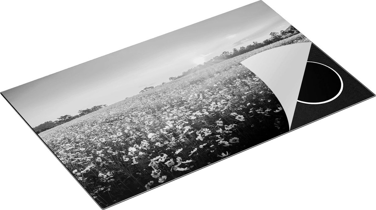 Chefcare Inductie Beschermer Bloemenveld met Roze Kosmos - Zwart Wit - 85x52 cm - Afdekplaat Inductie - Kookplaat Beschermer - Inductie Mat