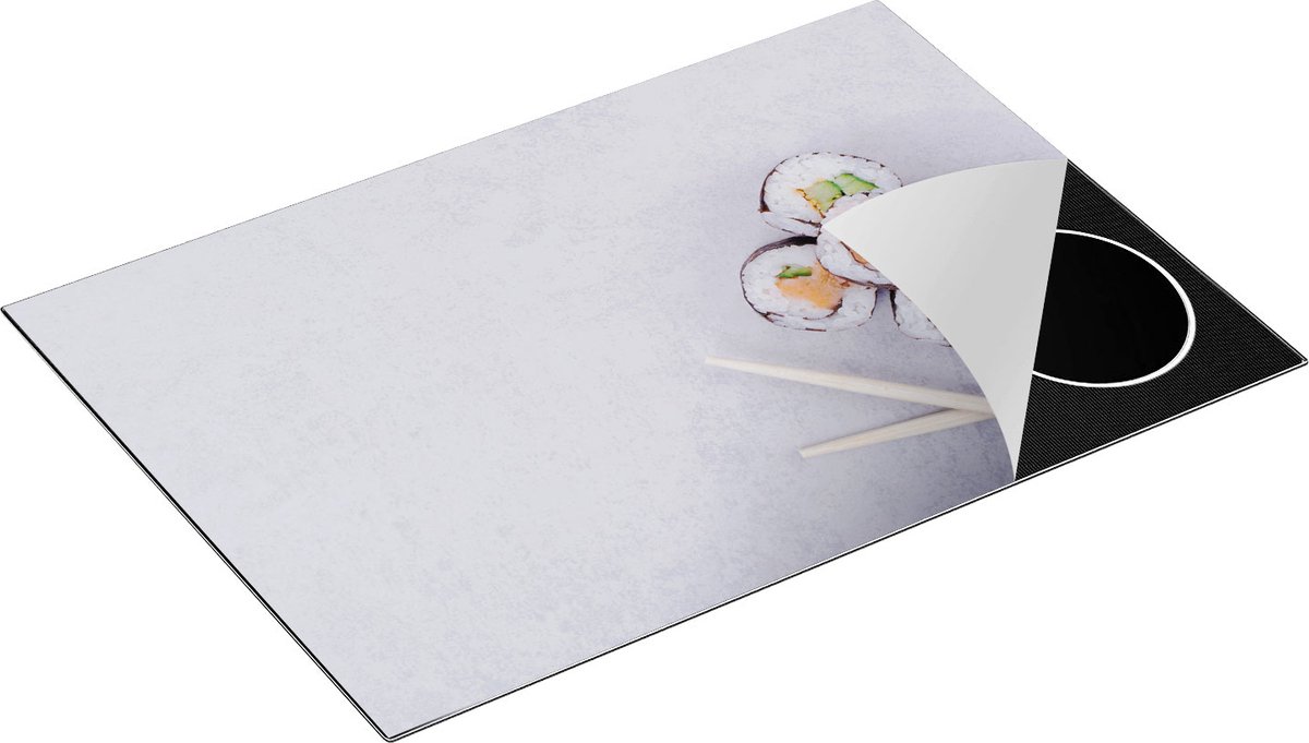 Chefcare Inductie Beschermer Sushi met Stokjes op een Grijze Achtergrond - 75x55 cm - Afdekplaat Inductie - Kookplaat Beschermer - Inductie Mat
