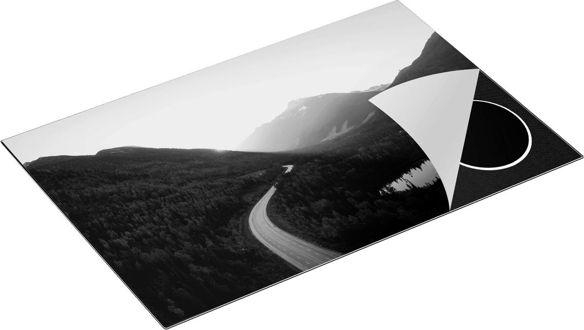 Chefcare Inductie Beschermer Weg Door het Bergen Landschap - Zwart Wit - 81x52 cm - Afdekplaat Inductie - Kookplaat Beschermer - Inductie Mat