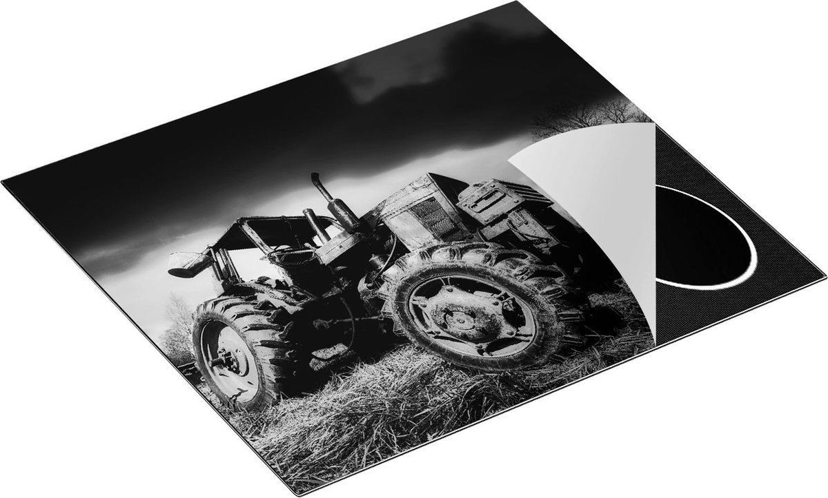 Chefcare Inductie Beschermer Oude Tractor op het Grasveld - Trekker - Zwart Wit - 59x51 cm - Afdekplaat Inductie - Kookplaat Beschermer - Inductie Mat