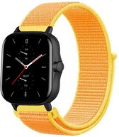 Nylon Smartwatch bandje - Geschikt voor  Amazfit GTS 2 nylon bandje - lichtgeel - Strap-it Horlogeband / Polsband / Armband