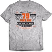 79 Jaar Legend - Feest kado T-Shirt Heren / Dames - Antraciet Grijs / Oranje - Perfect Verjaardag Cadeau Shirt - grappige Spreuken, Zinnen en Teksten. Maat S
