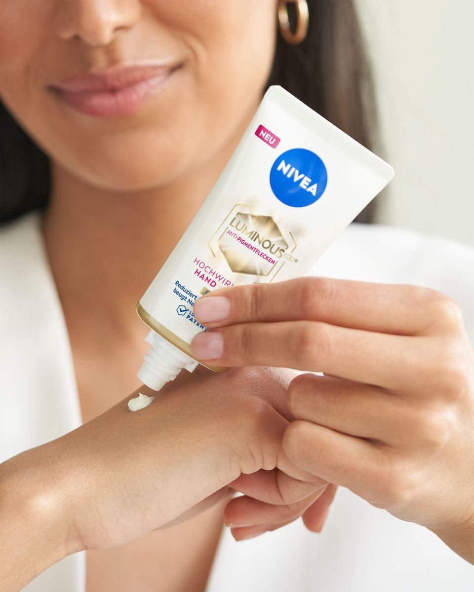 Goedkoopste Nivea Luminous Anti Darkspot Handcrème - 50 ml