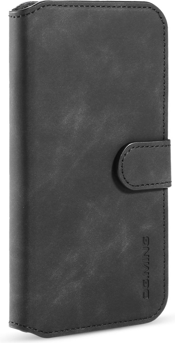 Mobigear Telefoonhoesje geschikt voor Apple iPhone 11 Hoesje | Mobigear Retro Bookcase Portemonnee | Pasjeshouder voor 3 Pasjes | Telefoonhoesje voor Pinpas / OV Kaart / Rijbewijs - Zwart