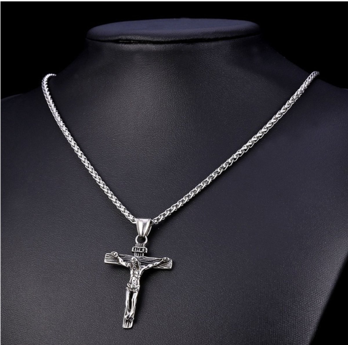 Cabantis Kruis Ketting (Rozenkrans) - Ketting Dames - Ketting Heren - Cadeau Voor Vrouw - Cadeau Voor Man - Sieraden - Rozenkrans Zilverkleurig