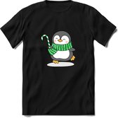 Pinguin Buddy Kerst T-shirt | Groen | Jongens / Meisjes | Grappige Foute kersttrui Shirt Cadeau | Kindershirt | Leuke Elf, Rendier, Kerstboom en Kerstballen Ontwerpen. Maat 92