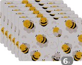 Placemat - Placemats kunststof - Bijen - Patronen - Kawaii - 45x30 cm - 6 stuks - Hittebestendig - Anti-Slip - Onderlegger - Afneembaar