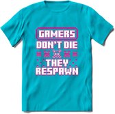 Gamers don't die pixel T-shirt | Neon Roze | Gaming kleding | Grappig game verjaardag cadeau shirt Heren – Dames – Unisex | - Blauw - 3XL