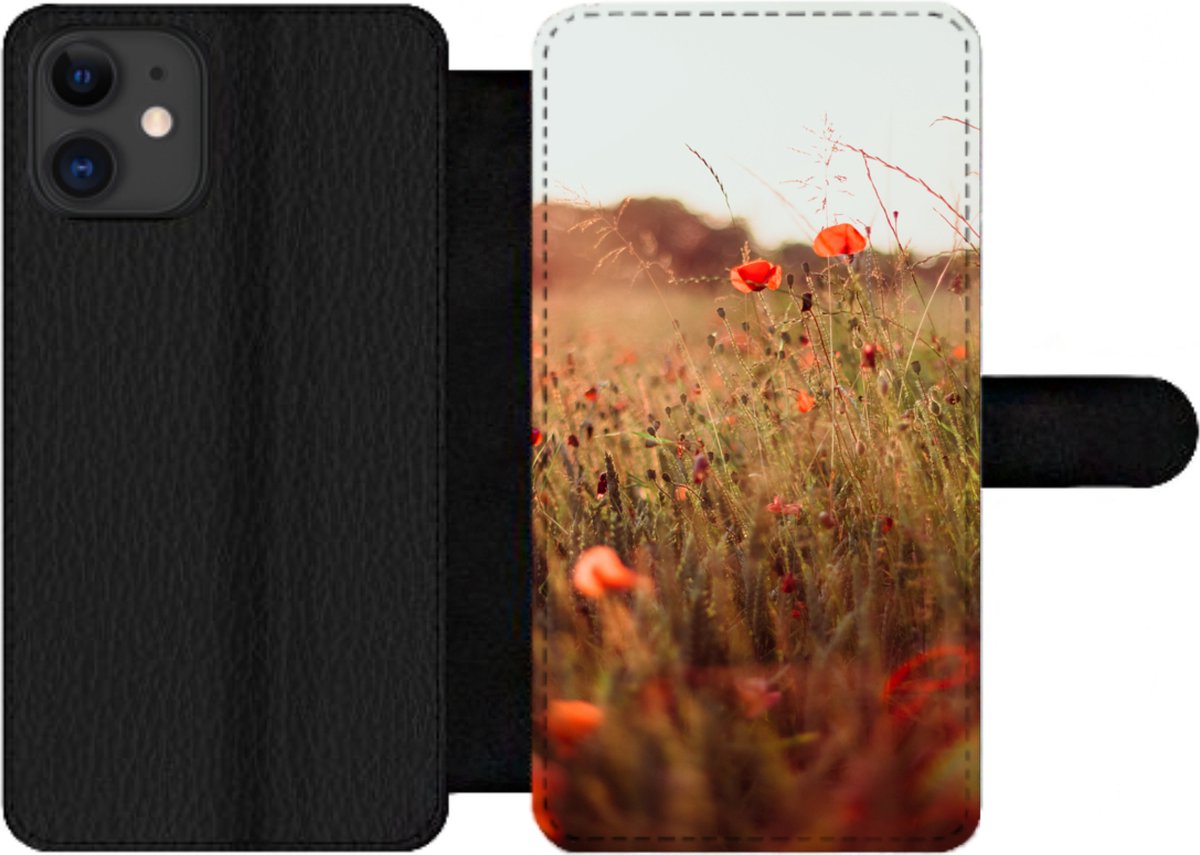 Telefoonhoesje Geschikt voor iPhone 12 Pro telefoonhoesje - Zonsondergang - Bloemen - Rood - Met vakjes - Wallet case met magneetsluiting