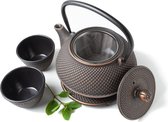 Tealøv THEE SET 800 ML GIETIJZER | COMPLETE SET IN GESCHENKDOOS | Gietijzeren Theepot met Roestvrijstalen Zeef, Gietijzeren Theekopjes en Onderzetter | In Authentiek Japanse Stijl