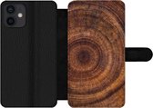 Bookcase Geschikt voor iPhone 12 Mini telefoonhoesje - Cirkel - Hout - Ringen - Met vakjes - Wallet case met magneetsluiting