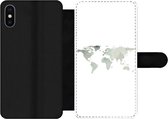 Bookcase Geschikt voor iPhone X telefoonhoesje - Wereldkaart - Groen - Grijs - Met vakjes - Wallet case met magneetsluiting