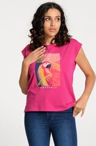 J&JOY - T-Shirt Vrouwen 04 Selva Fuschia Red Parrot Selva