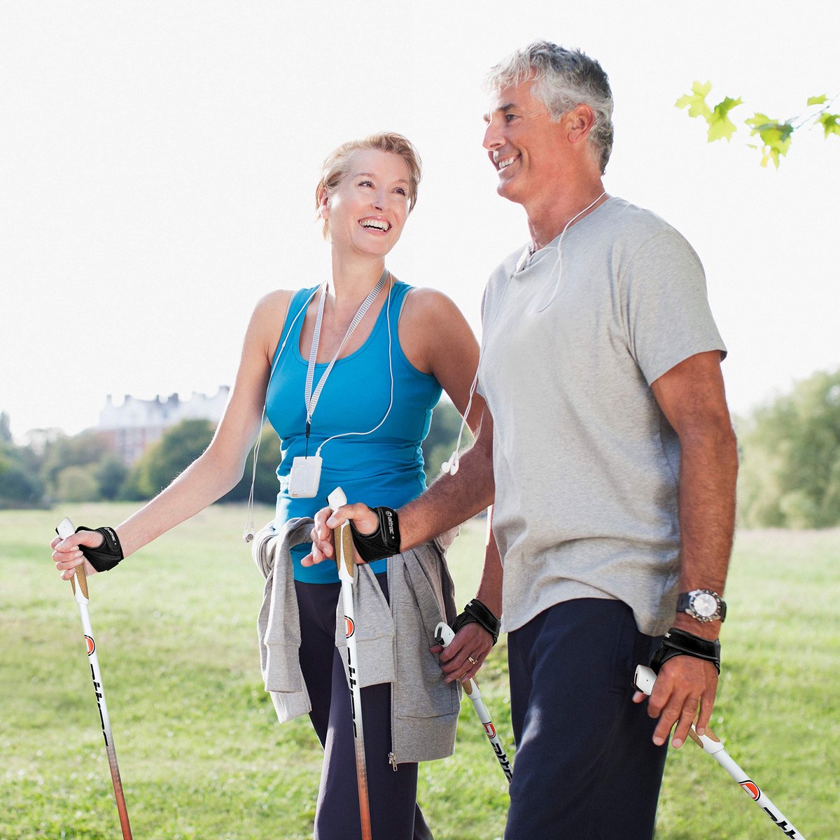 ATTRAC ATTRAC Nordic Walking-stokken, aluminium, inclusief polsbanden, met Nordic Walking/Fitness-app, verstelbaar, lichtgewicht, schokabsorberend